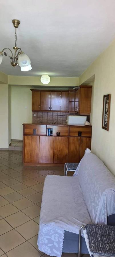 Veronika'S Apartment Himarë Dış mekan fotoğraf