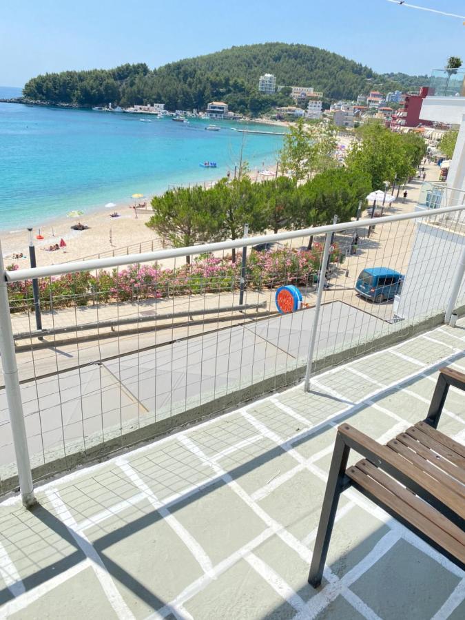 Veronika'S Apartment Himarë Dış mekan fotoğraf